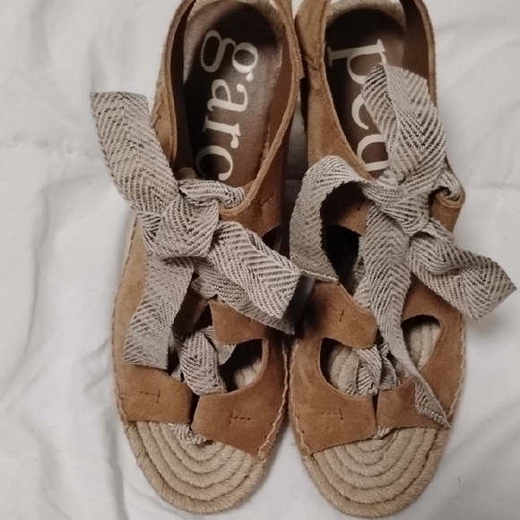 Women's $550 Pedro Garcia Otelia Tan Espadrille Sandals Sz 37 7 - Picture 1 of 5